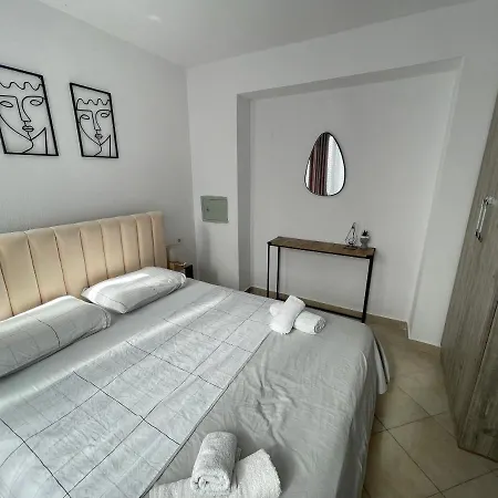 Downtown Boulevard Enchanting Apartment! Tirana Exterior photo